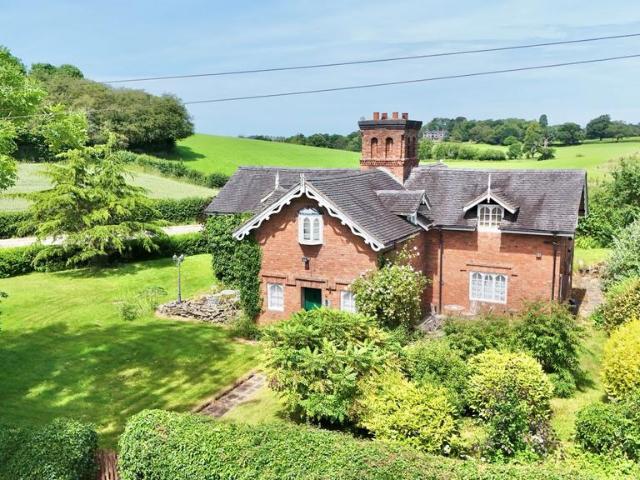 House for sale in Baswich, Staffordshire