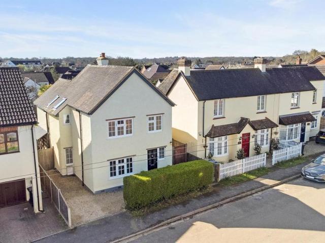 House for sale in Chalfont St. Peter, Denham
