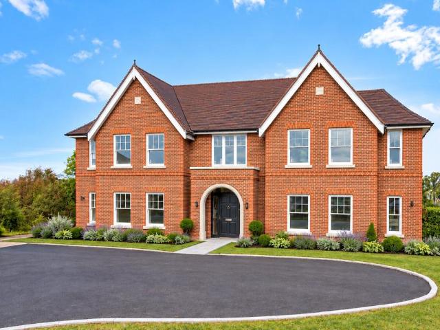 House for sale in Blindley Heath, Tandridge