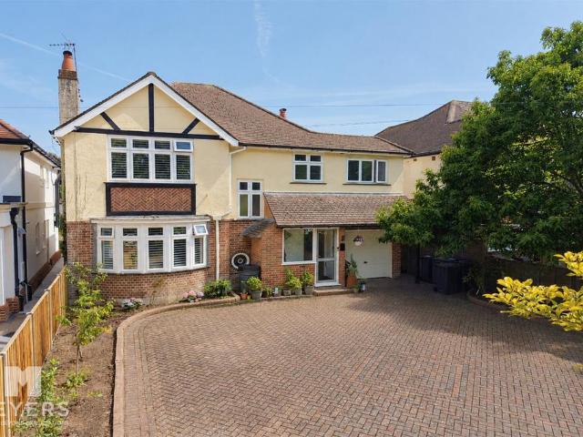 House for sale in Wick, Bournemouth