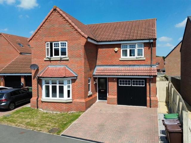 House for sale in Pontefract, West Yorkshire