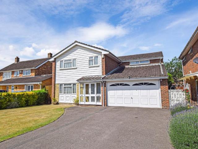 House for sale in Burnham, Swallow