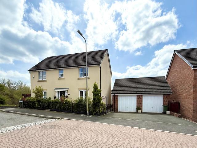 House for sale in Llwydcoed