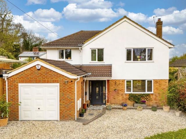 House for sale in Row Town, Surrey