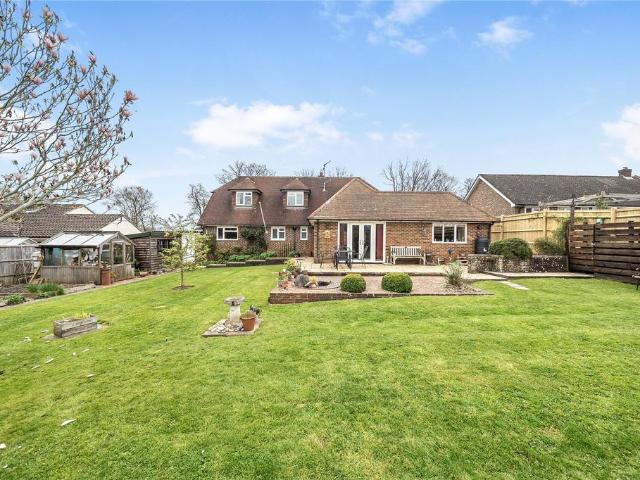 House for sale in Littlecote, West Sussex