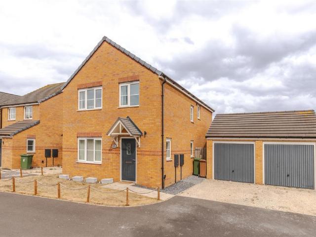 House for sale in Winterton, North Lincolnshire