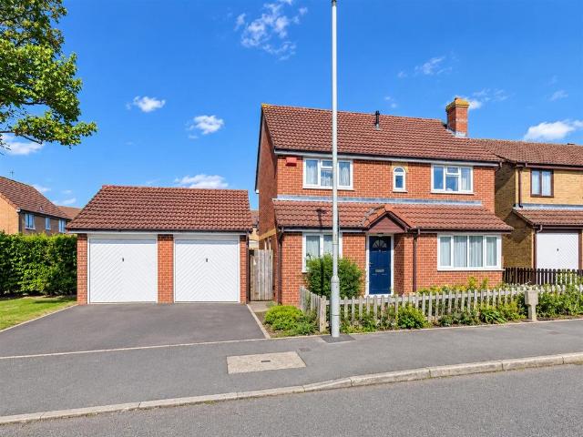 House for sale in Abbeydale, Gloucester