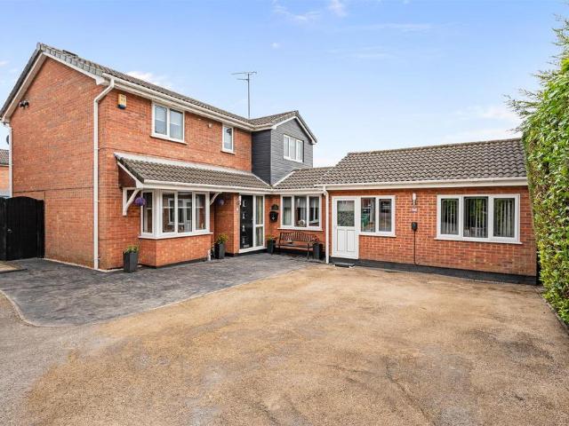 House for sale in Thornhill, Wigan