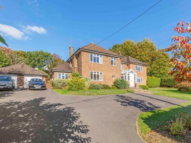 House for sale in Little Marlow, Buckinghamshire
