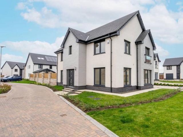 House for sale in Calderwood, Ormiston
