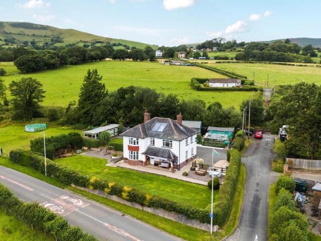 House for sale in Tafolwern, Wales
