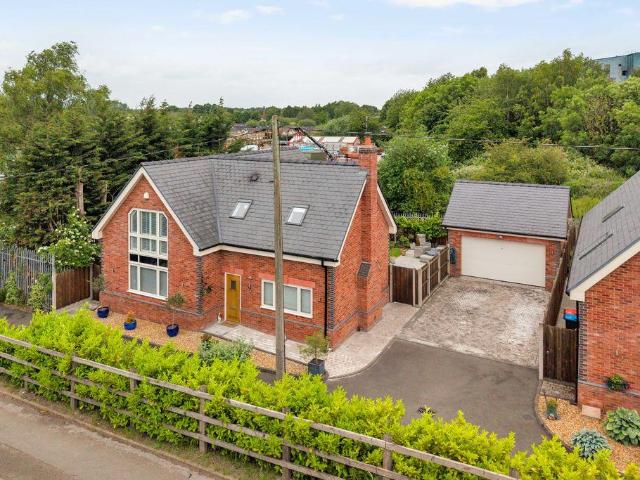 House for sale in Wincham, Cheshire