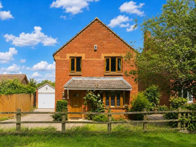 House for sale in Upper Harlestone, Duston