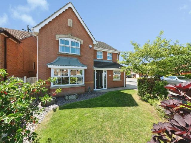 House for sale in Elmton, East Midlands