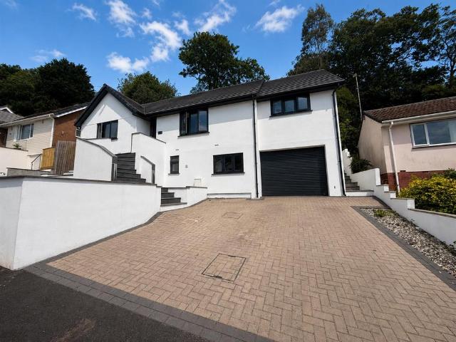 House for sale in Livermead