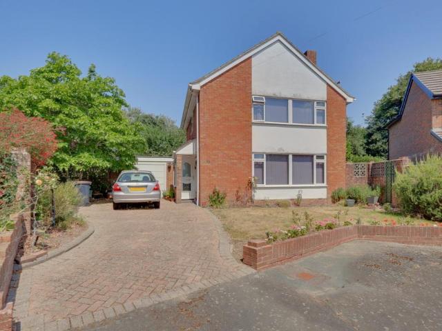 House for sale in Spring Vale, Hampshire