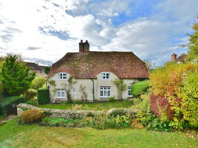 House for sale in Dinton, Buckinghamshire