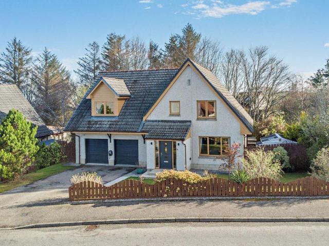 House for sale in Milton of Leys, Lentran