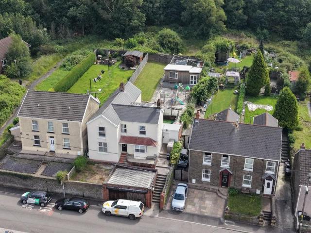 House for sale in Blaenhonddan, Aberdulais