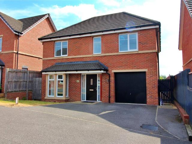 House for sale in Austhorpe, West Yorkshire