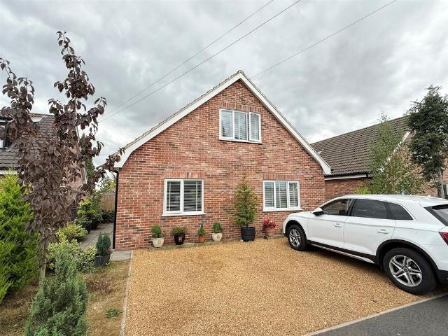House for sale in Stokesby, Norfolk
