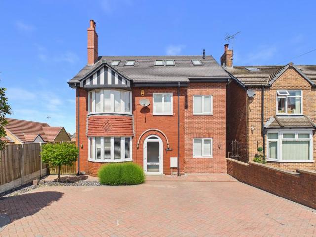 House for sale in East Midlands