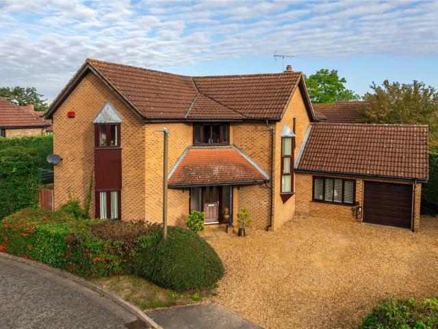 House for sale in Fenny Stratford, Milton Keynes