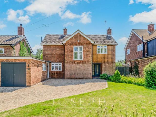 House for sale in The Dales, Key Street
