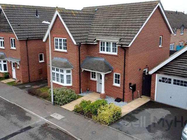 House for sale in Camp Hill, Warwickshire
