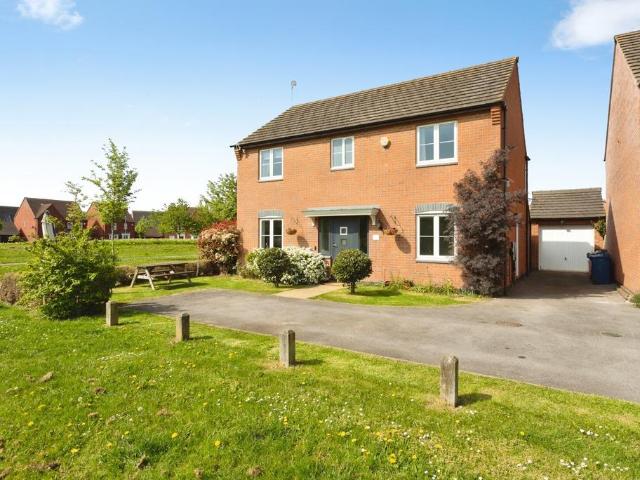House for sale in Barton In Fabis, East Midlands