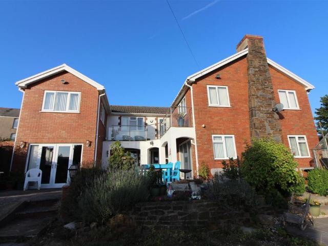 House for sale in Abersychan, Wales