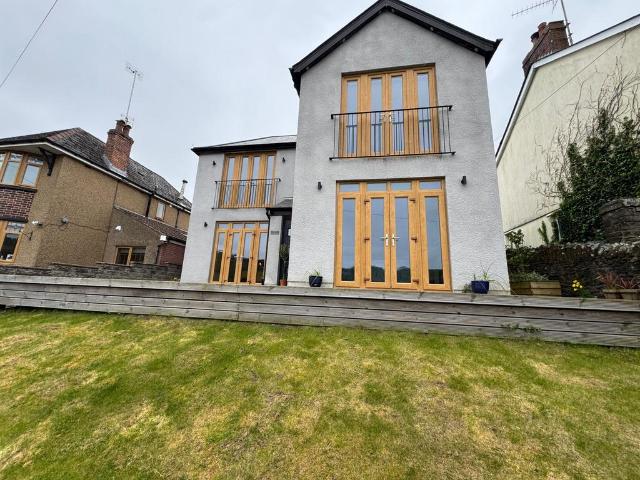 House for sale in Ynysybwl and Coed-y-cwm, Ynysybwl