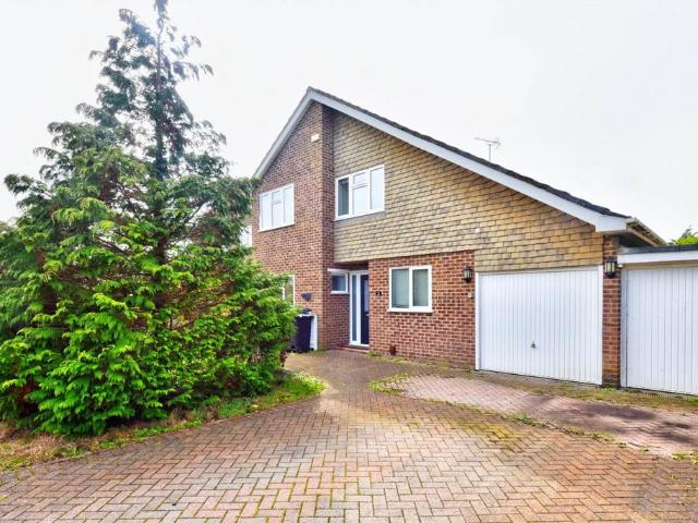 House for sale in Shiplake, Berrick Salome
