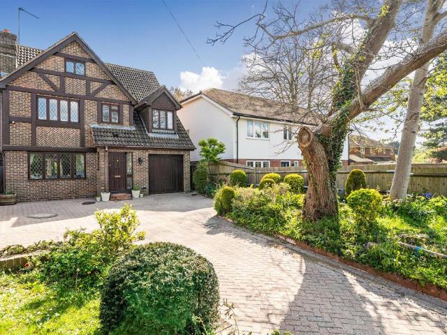 House for sale in Rose Green, Clapham