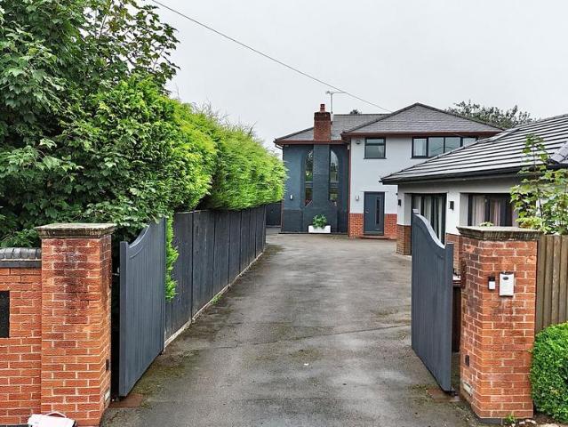 House for sale in Kingsley, Kingsley Moor
