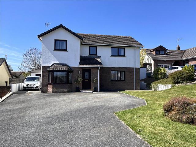 House for sale in Pembroke Dock, Wales