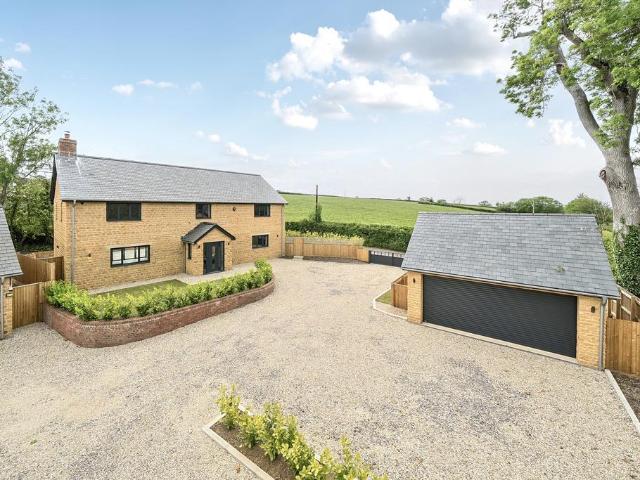 House for sale in Hardington Mandeville, Somerset