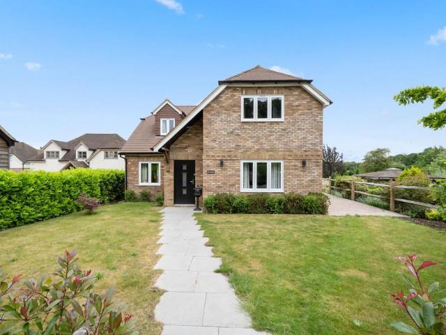 House for sale in Bridgefield, Kent