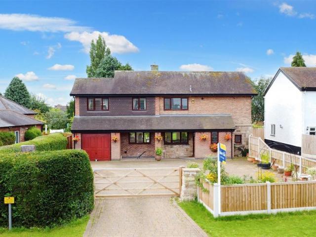 House for sale in Caldermill, East Midlands