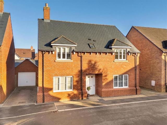 House for sale in Haddenham, Buckinghamshire
