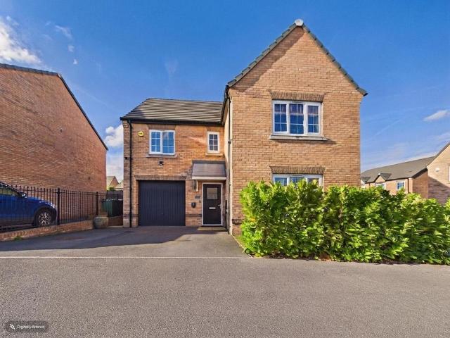 House for sale in Stonecross Rise, Wakefield