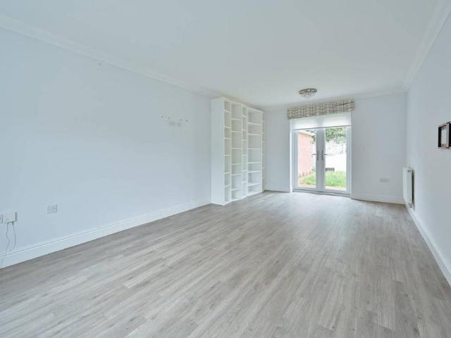 House for sale in Bushey