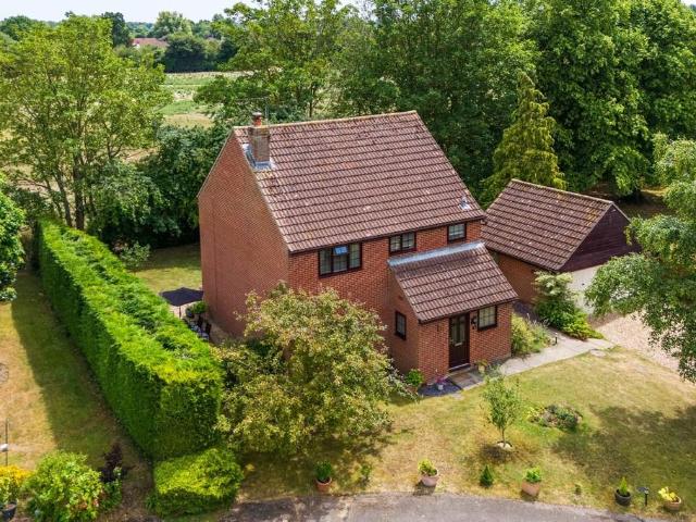 House for sale in Bedingfield, Suffolk