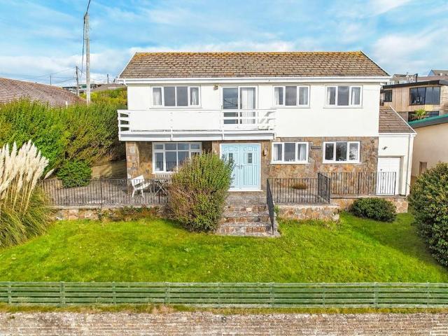 House for sale in Ogmore-by-sea, Wales