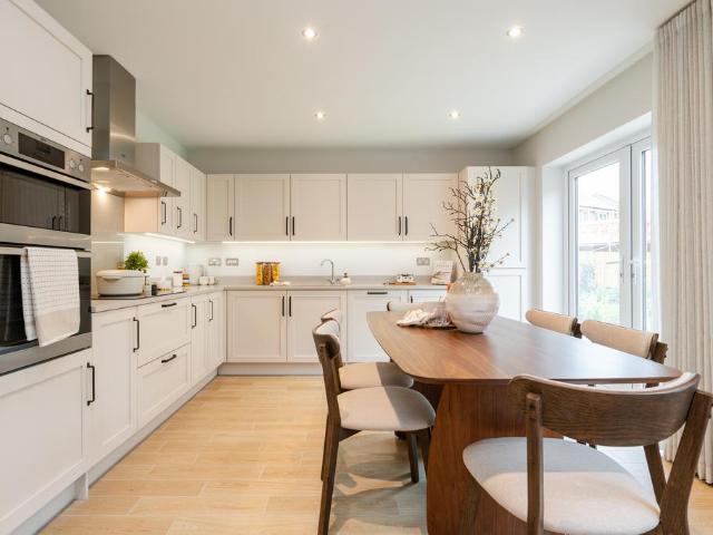 House for sale in Hounsome Fields, Priest Down