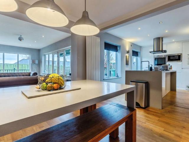 House for sale in Belmont Park, Lee Bank