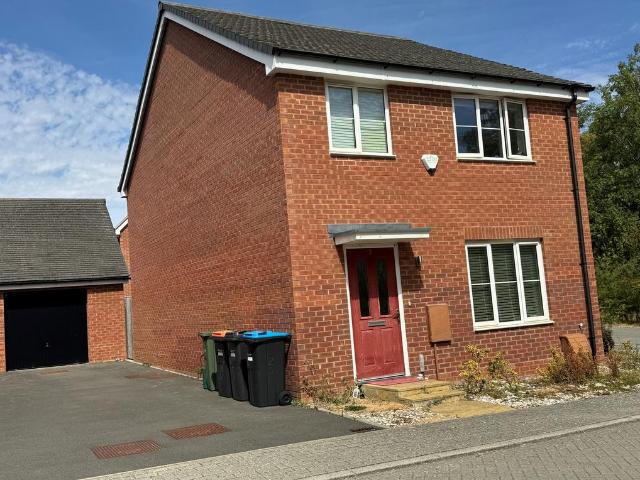 House for sale in Kingsmead, Shenley Brook End