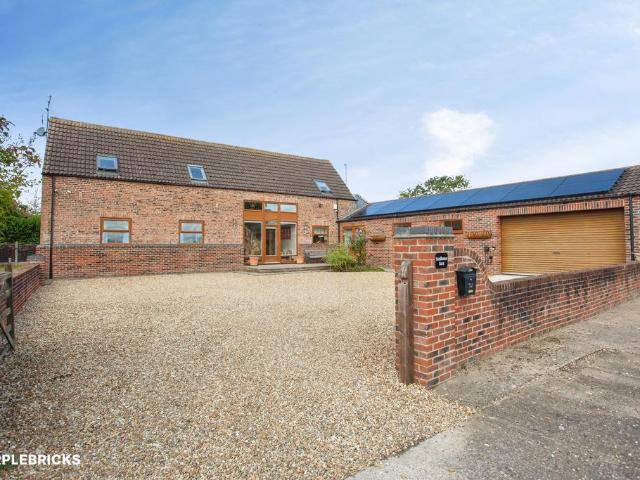 House for sale in Eastoft, North Lincolnshire