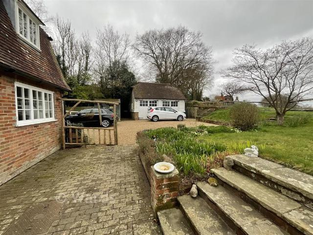 House for sale in Sandown Park, Kent