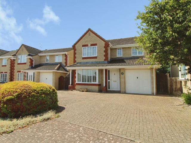 House for sale in Lydiard Millicent, Wiltshire